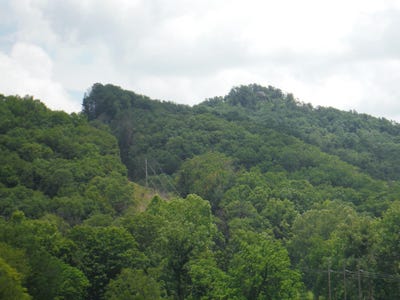 /international/us/401-tinsley-eversole-road-road-salt-lick-ky-110099797134/