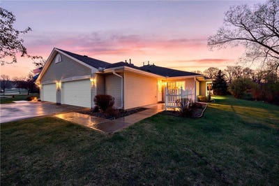 /international/us/19102-jackson-court-nw-elk-river-mn-110107696722/