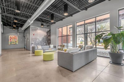 /international/us/350-east-short-street-lexington-ky-110101489718/