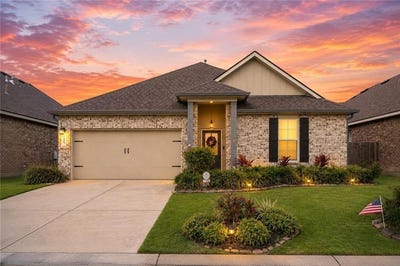 /international/us/685-cat-island-court-slidell-la-110120763751/