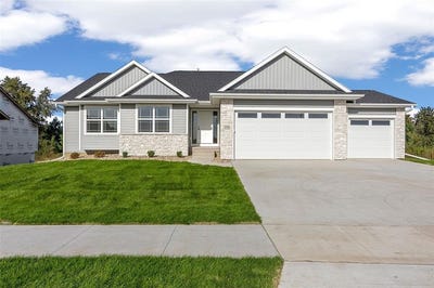 /international/us/1724-cloverleaf-court-sw-cedar-rapids-ia-110109271071/