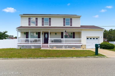 /international/us/16-cherry-street-beachwood-nj-110108473856/