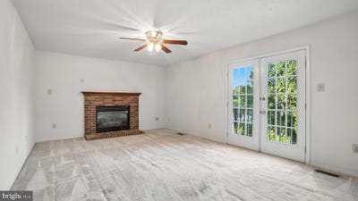 /international/us/2710-strongs-court-crofton-md-110101007677/