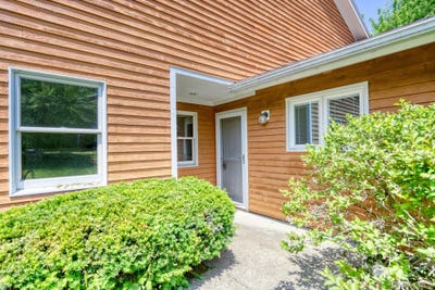 /international/us/107-quail-drive-kingston-ny-110108538030/
