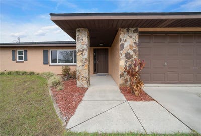 /international/us/2201-nw-135th-lane-citra-fl-110096548746/