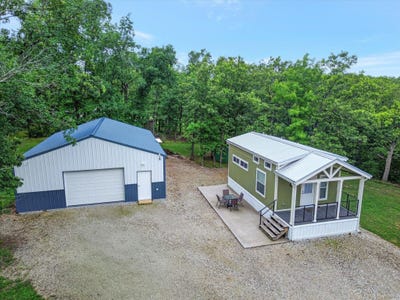 /international/us/22440-maple-street-pittsburg-mo-110108666578/