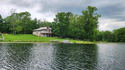 /international/us/137-lake-shore-boulevard-coalmont-tn-110098524520/