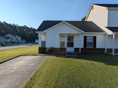 /international/us/1154-pueblo-drive-jacksonville-nc-110119947637/