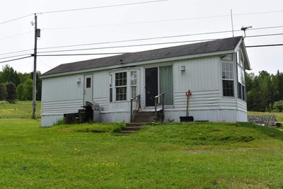 /international/us/752-cook-road-barton-vt-110108571528/