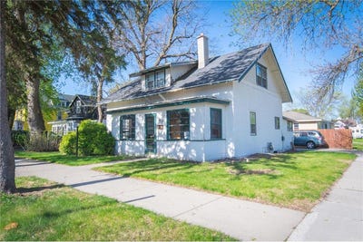 /international/us/402-maple-street-sauk-centre-mn-110108144659/