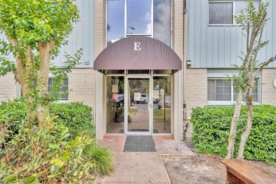 /international/us/1695-lee-road-winter-park-fl-110107775474/