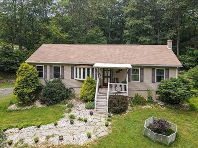 /international/us/600-n-harrity-road-palmerton-pa-110100820928/