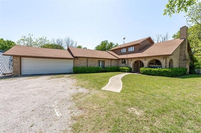 /international/us/317-peach-street-dublin-tx-110098750853/
