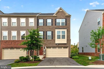 /international/us/14963-ring-house-rd-d-brandywine-md-110108610543/