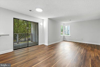 /international/us/1504-summerchase-court-reston-va-110100301278/