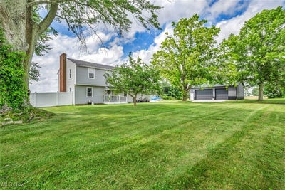 /international/us/12691-ravenna-avenue-ne-hartville-oh-110100798698/