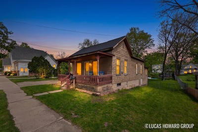 /international/us/529-n-michigan-avenue-hastings-mi-110107845719/
