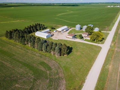 /international/us/26455-225th-street-grundy-center-ia-110100549191/