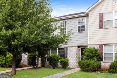 /international/us/1515-hydrangea-lane-mcdonough-ga-110108471777/