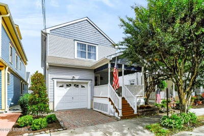/international/us/107-stockton-avenue-ocean-grove-nj-110120063757/