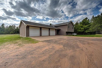 /international/us/14686-state-road-70-grantsburg-wi-110108057701/