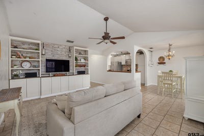 /international/us/400-s-town-308-tyler-tx-110108171430/