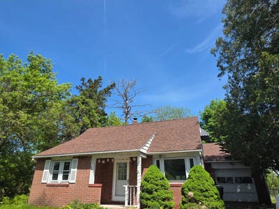 /international/us/6910-buckley-rd-syracuse-ny-110108569968/