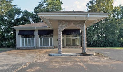 /international/us/300-e-6th-st-tuscumbia-al-110102429354/