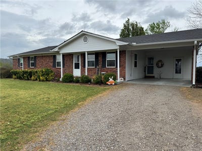 /international/us/111-grady-lane-russellville-ar-110107028690/