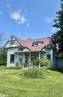 /international/us/209-e-main-street-pulaski-ia-110101198875/