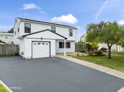 /international/us/190-ravenwood-boulevard-barnegat-nj-110100588712/