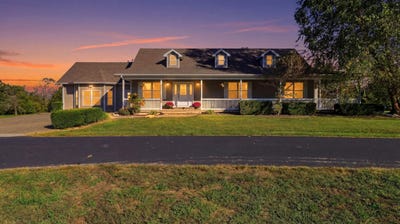 /international/us/675-county-road-364-thayer-mo-110107981824/