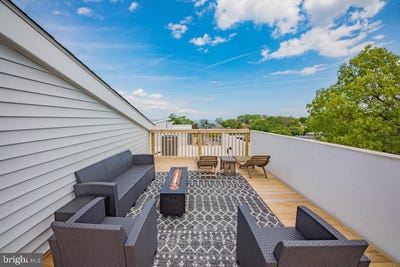 /international/us/300-douglas-avenue-colonial-beach-va-110093985581/?lang=zh-tw