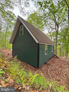 /international/us/sec-17-lot-27-bottom-road-great-cacapon-wv-110099292121/?lang=de