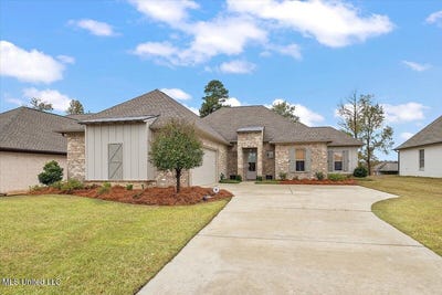 /international/us/445-brazos-drive-brandon-ms-110104153984/