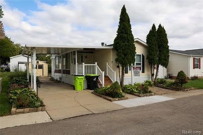 /international/us/42-brentwood-dr-white-lake-twp-mi-110110230411/