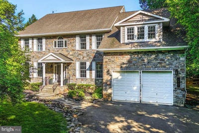 /international/us/10701-hunting-ln-rockville-md-110099819789/