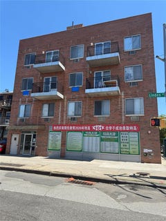 /international/us/31-53-linden-place-flushing-ny-110108122975/