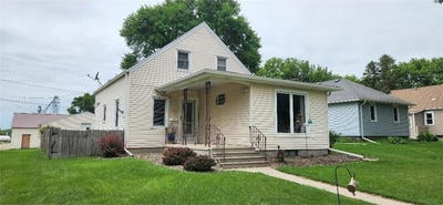 /international/us/216-s-1st-street-kiester-mn-110100516483/
