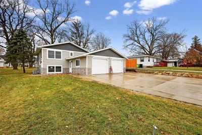 /international/us/205-ann-street-fox-lake-wi-110103671636/