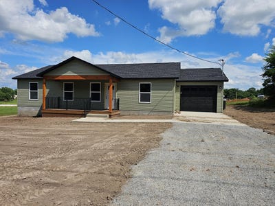 /international/us/350-w-neosho-street-granby-mo-110099869920/