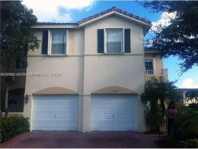 /international/us/5507-nw-113th-ave-doral-fl-110107606845/