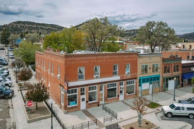 /international/us/244-s-1st-street-raton-nm-110108609539/