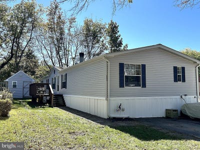 /international/us/203-boones-drive-lothian-md-110120585501/