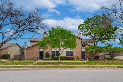/international/us/340-w-harwood-road-hurst-tx-110099960878/