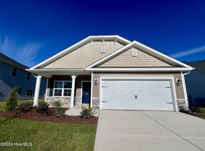 /international/us/746-greenwich-place-richlands-nc-110088181684/