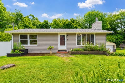 /international/us/8-phelps-lane-deep-river-ct-110109036101/