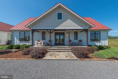 /international/us/38-lyle-ln-amissville-va-110110259836/