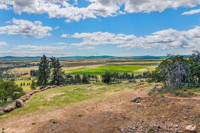 /international/us/125-eagle-dr-goldendale-wa-110108423256/