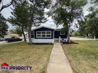 /international/us/301-s-richards-ave-gillette-wy-110101348978/